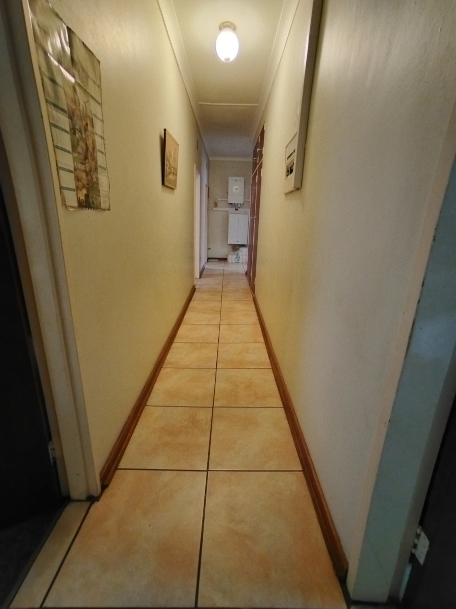 4 Bedroom Property for Sale in Warrenton Northern Cape